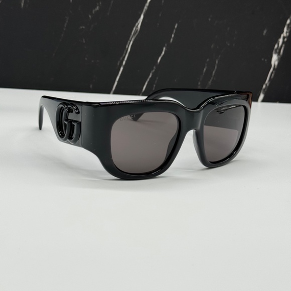 NEW GUCCI OVERSIZED SQUARE WOMEN BLACK SUNGLASSES GUCCI - Picture 2 of 13